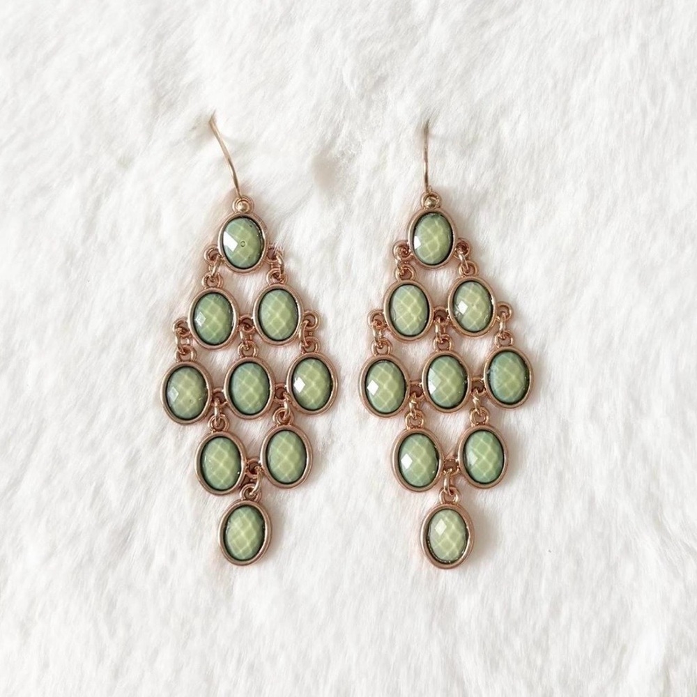 5/$15 🩷 MUST BUNDLE Gold Chandelier Earrings with Mint Green Stones